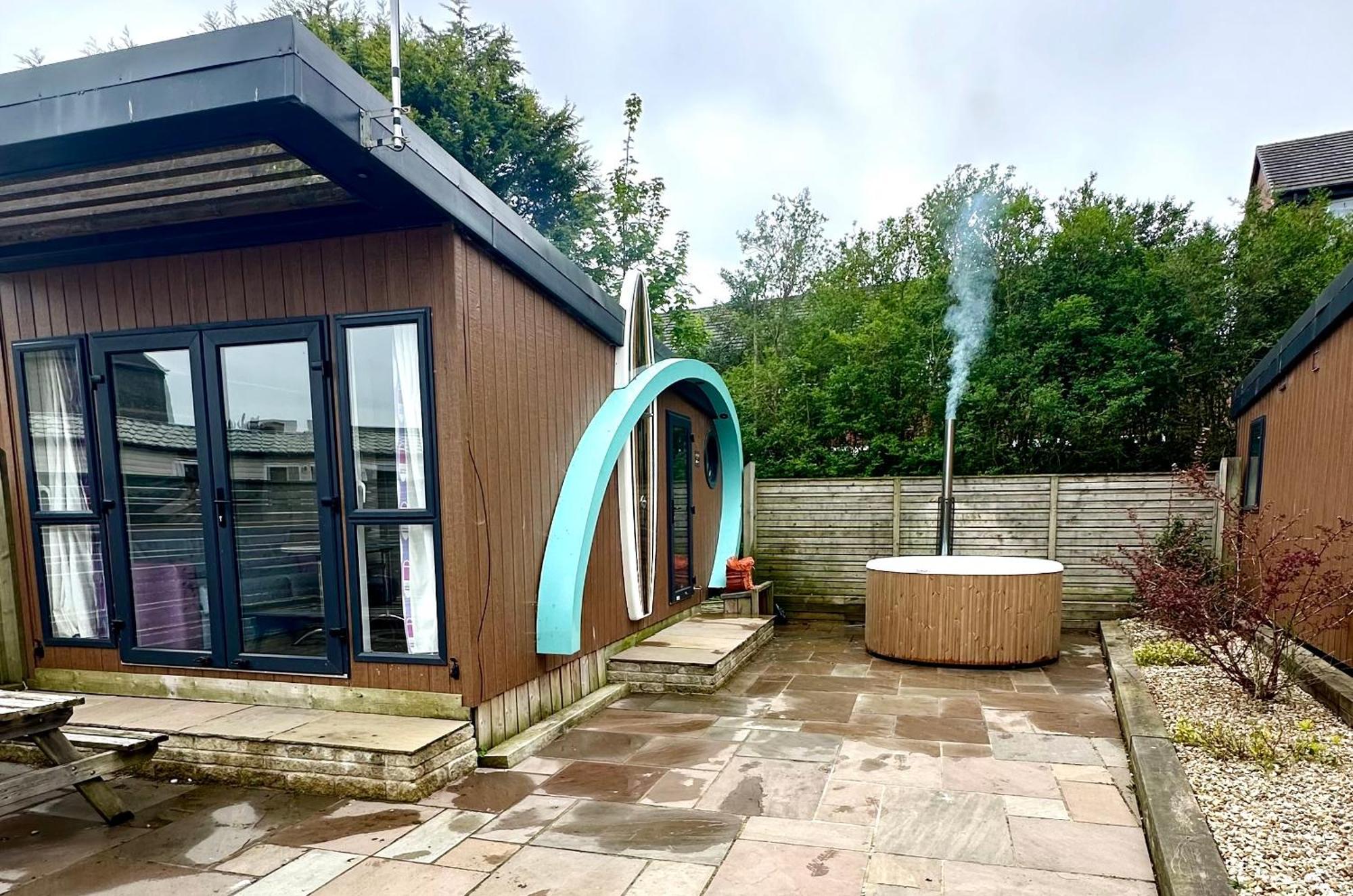 Elletson Park Wood Fired Hot Tubs, Caravans & Pods Pilling Ngoại thất bức ảnh