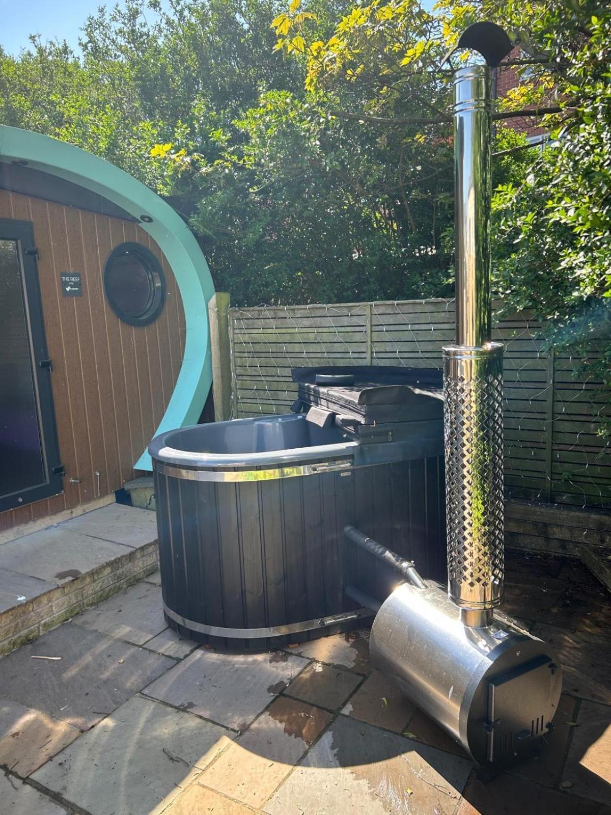 Elletson Park Wood Fired Hot Tubs, Caravans & Pods Pilling Ngoại thất bức ảnh
